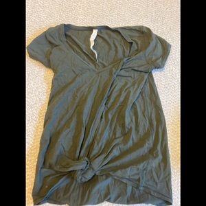 Lululemon tie front top